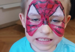 Malowanie twarzy - Antek Spiderman.