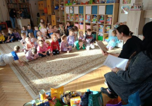 Rozmowa na temat pracy w schronisku.