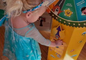 Zabawy z kołem fortuny.