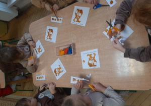 Karta pracy – „Misiowe puzzle”.