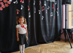 II miejsce Lilianny w Międzyprzedszkolny Konkursie Piosenki " Polska-moja ojczyzna" .