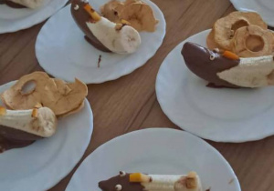 Pingwinki z banana i czekolady.