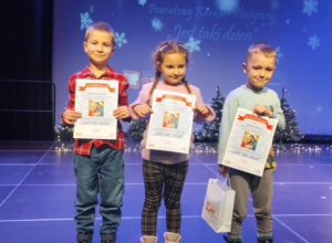 Laureaci Konkursu Plastycznego na Kartkę Bożonarodzeniową pt.: "Jest taki dzień..."