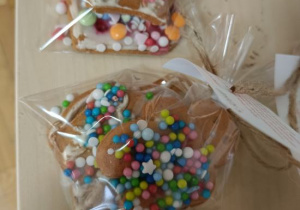 Udekorowane pierniczki.