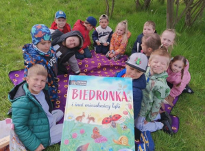 Międzynarodowa akcja "Czytanie na polanie 2026"