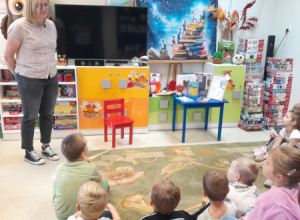 Wizyta w bibliotece - Dzień Głośnego Czytania.